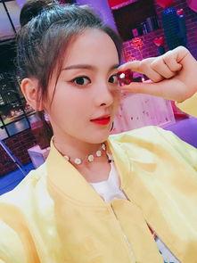 娱乐吃瓜酱龙凤胎,揭秘龙凤胎背后的明星育儿经